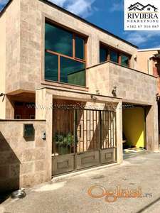 Na prodaju jedinstvena vila prvi red do mora Bar